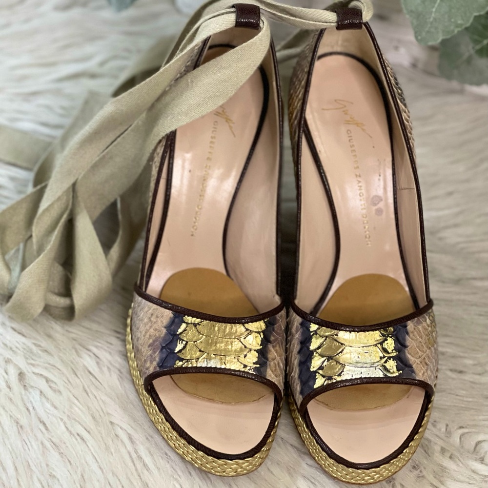 giuseppe zanotti wedges